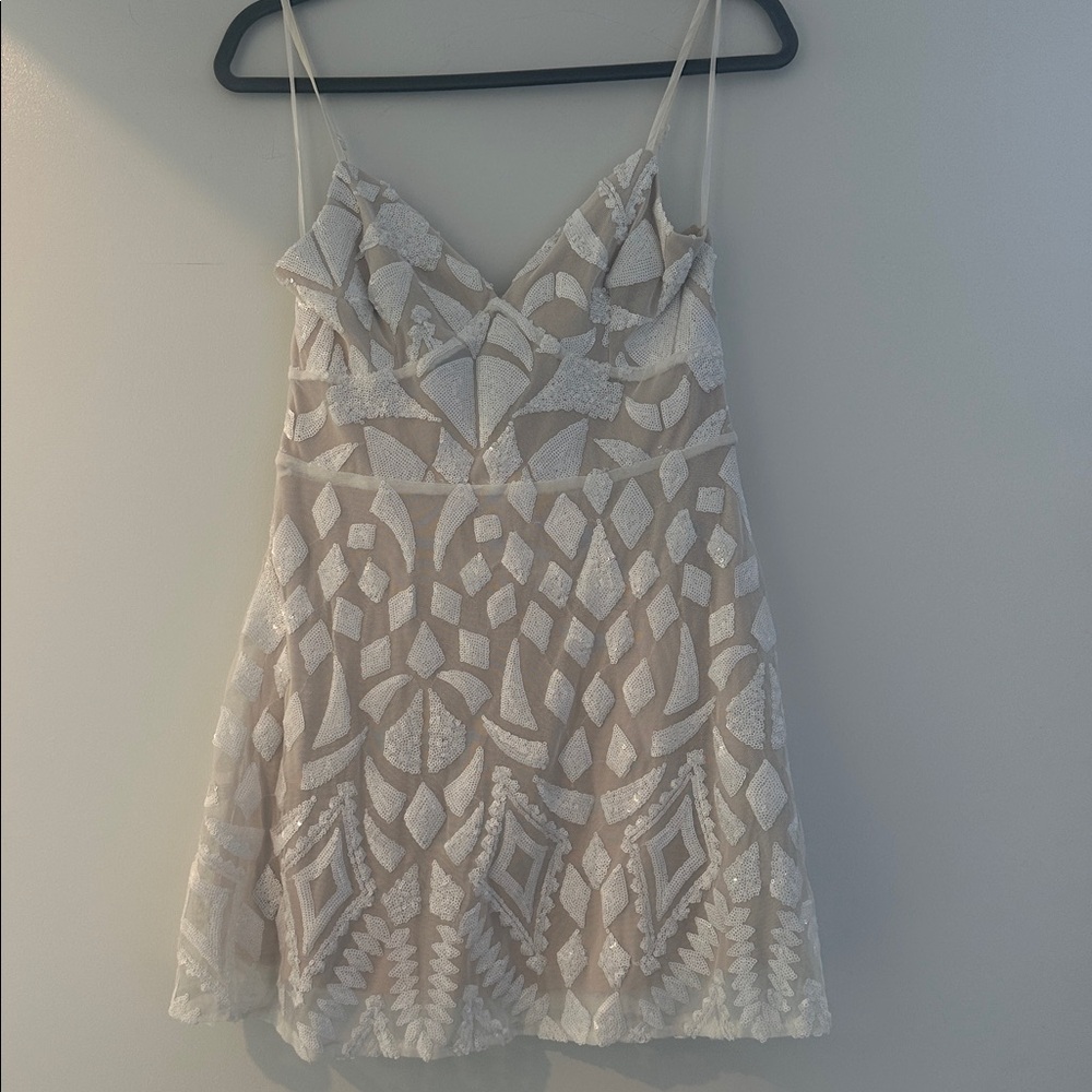 Superdown Sequin Tiff Midi Dress - Picture 5 of 6